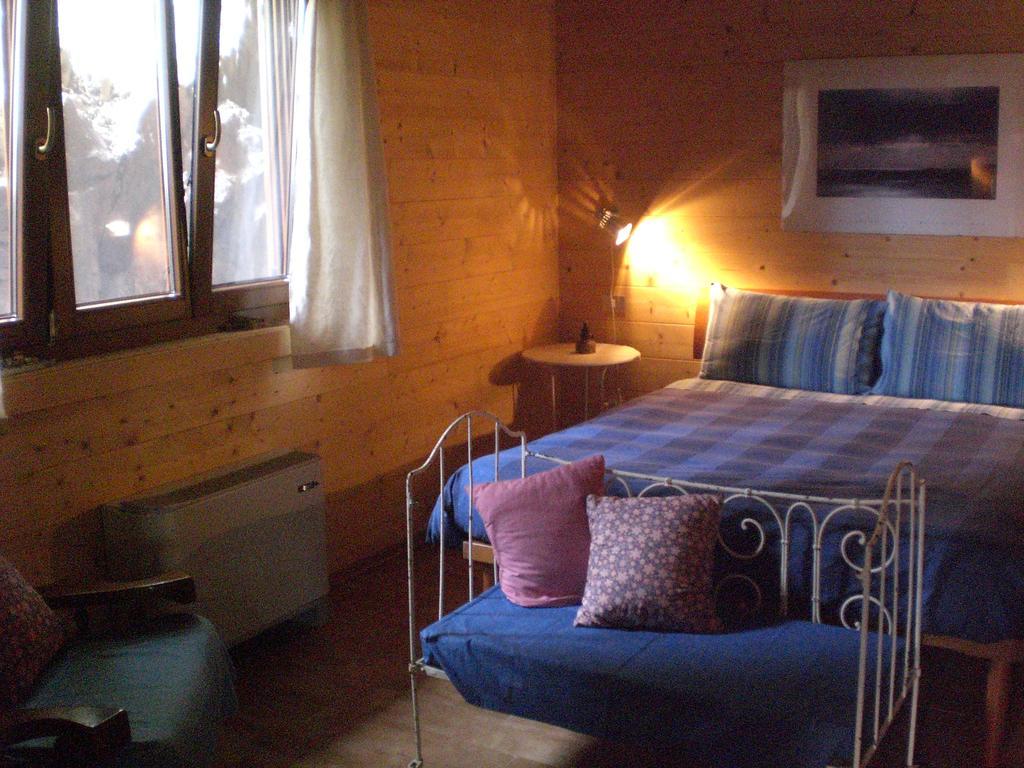 カプリエ Pera Rionda Bed & Breakfast エクステリア 写真